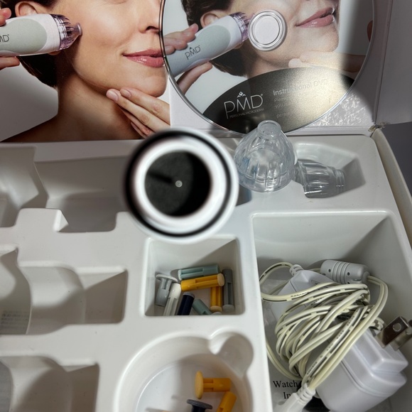 PMD Personal Microderm Complete System - Picture 7 of 7